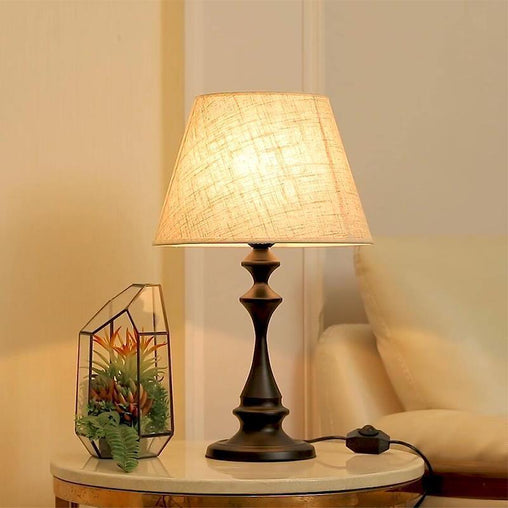 Traditional American Vintage Hourglass Table Lamp