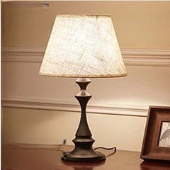 Traditional American Vintage Hourglass Table Lamp